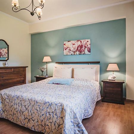 Birdsing Cottage Dassia  Esterno foto
