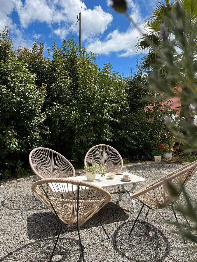 Birdsing Cottage Dassia  Esterno foto